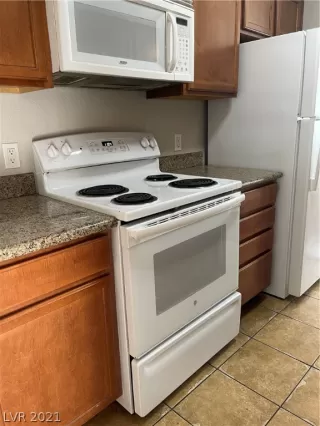 Photo #6: 2293089 Listing 