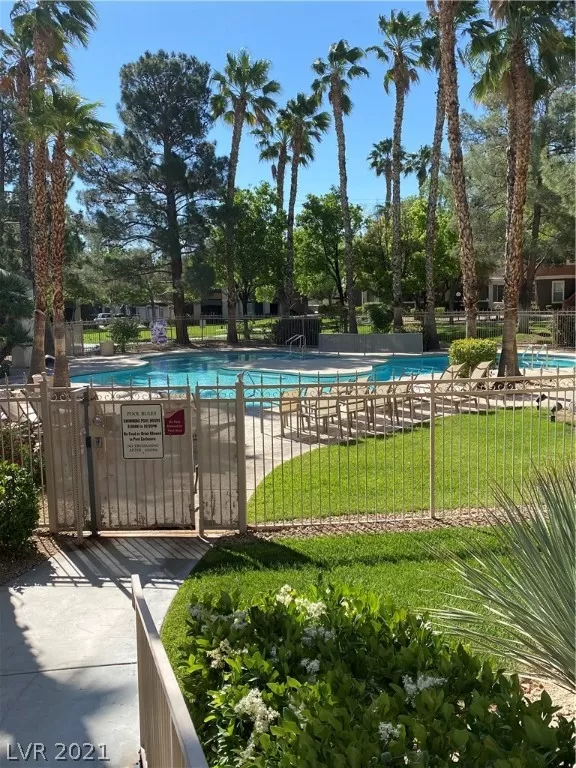 MLS: 2293104 Condo For Sale