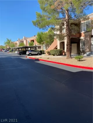 Photo #4: 2293104 Listing