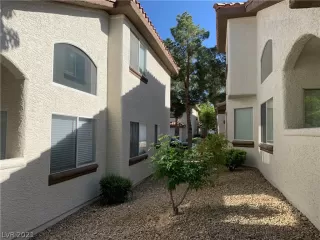 Photo #1: 2293124 Listing