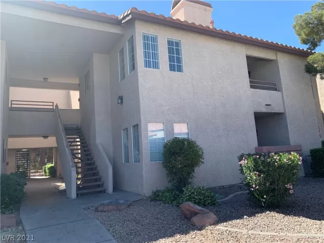 MLS: 2293129 Condo For Sale