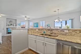 Photo #4: 2293164 Listing 