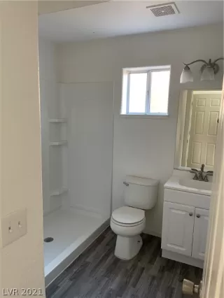 Photo #6: 2293210 Listing 