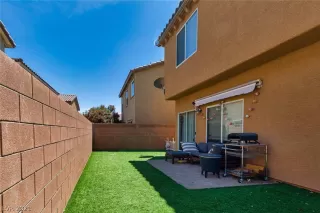 Photo #4: 2293214 Listing