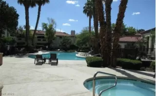 Photo #6: 2293284 Listing 