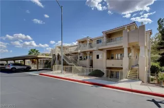 Photo #1: 2293327 Listing 