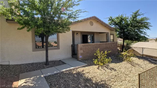 MLS: 2293427 Condo For Sale