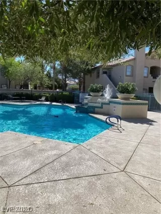 Photo #1: 2293456 Listing