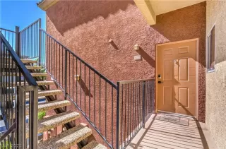 Photo #3: 2293457 Listing 