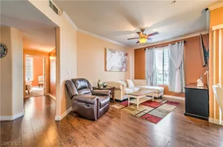 Photo #4: 2293457 Listing 