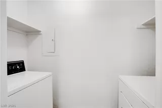 Photo #5: 2293509 Listing 