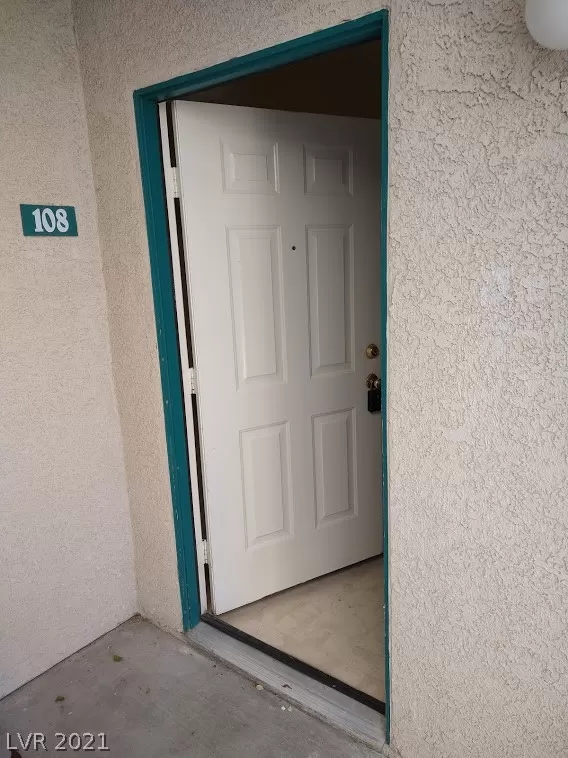 MLS: 2293539 Condo For Sale