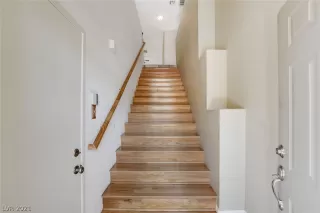 Photo #4: 2293556 Listing 