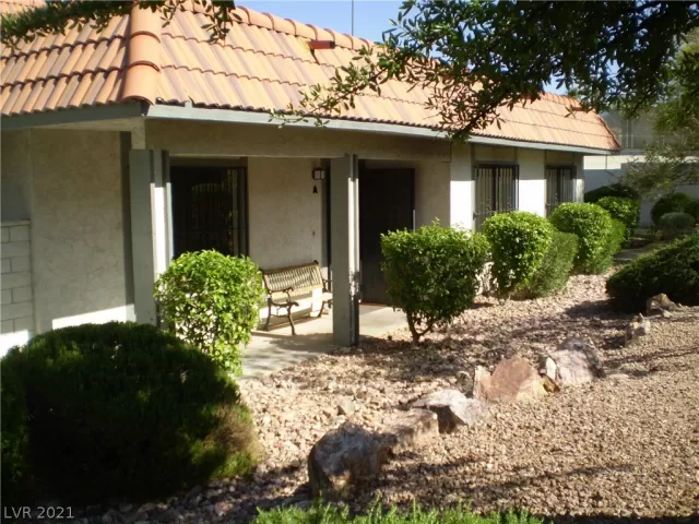 MLS: 2293561 Condo For Sale