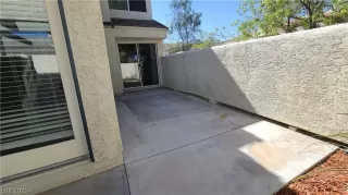 Photo #3: 2293592 Listing 