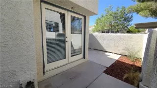 Photo #5: 2293592 Listing 