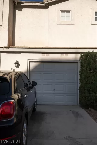 Photo #2: 2293675 Listing 