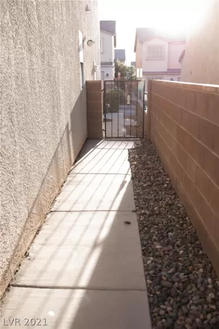 Photo #6: 2293675 Listing 