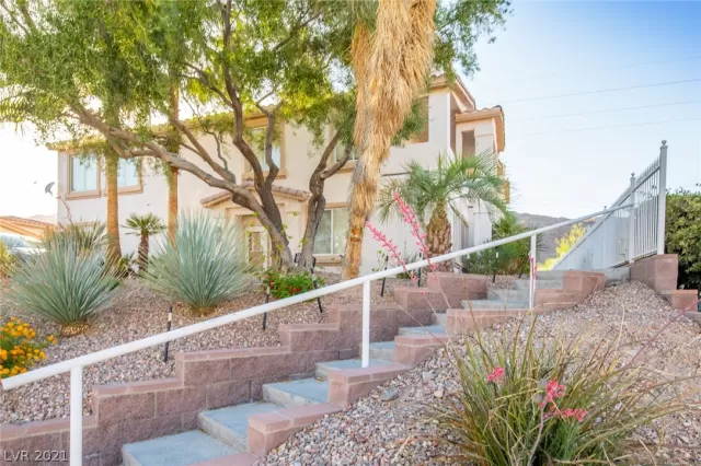 MLS: 2293688 Condo For Sale