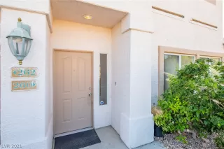 Photo #2: 2293688 Listing