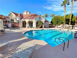 Photo #1: 2293704 Listing 