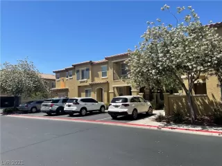 Photo #2: 2293712 Listing 