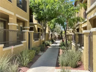 Photo #3: 2293712 Listing 