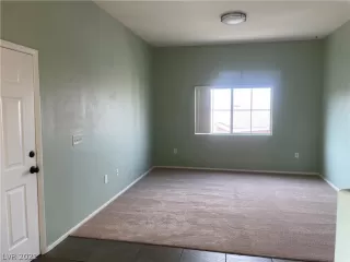 Photo #5: 2293738 Listing 