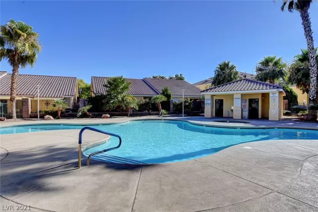 MLS: 2293782 Condo For Sale