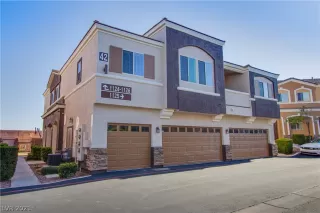 Photo #1: 2293787 Listing 