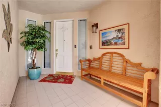 Photo #2: 2293835 Listing