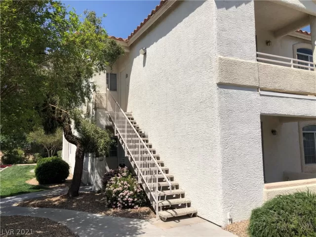 MLS: 2293846 Condo For Sale