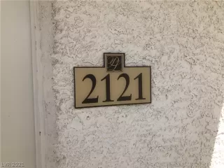 Photo #4: 2293846 Listing 