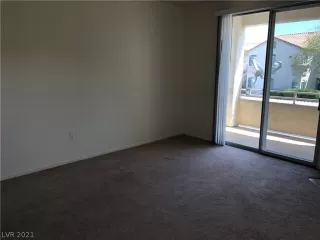 Photo #5: 2293846 Listing 