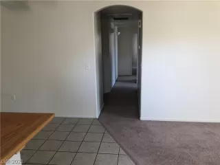 Photo #6: 2293846 Listing 