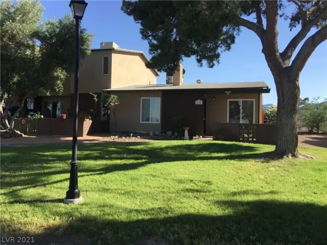 MLS: 2293863 Condo For Sale