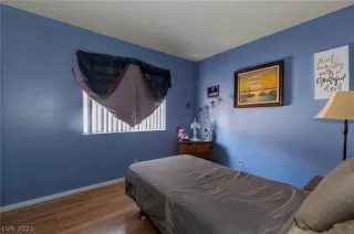 Photo #5: 2293892 Listing 