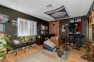 Photo #6: 2293892 Listing 