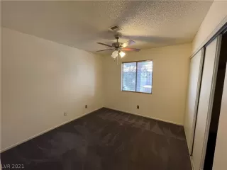 Photo #6: 2293943 Listing 