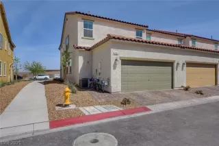 Photo #4: 2293950 Listing 