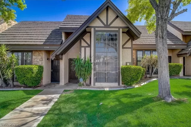 MLS: 2293973 Condo For Sale