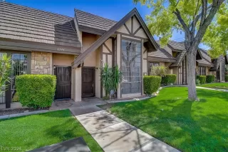 Photo #2: 2293973 Listing 