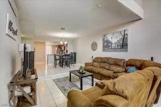 Photo #3: 2293973 Listing 