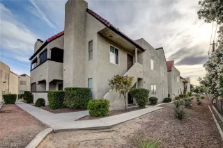 Photo #2: 2293981 Listing