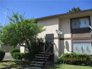 Photo #5: 2294011 Listing 