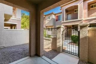 Photo #3: 2294040 Listing 