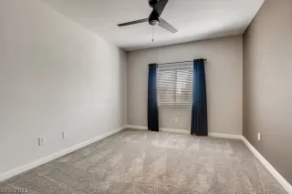 Photo #4: 2294056 Listing