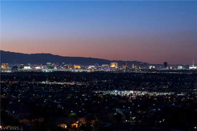 MLS: 2294065 Condo For Sale