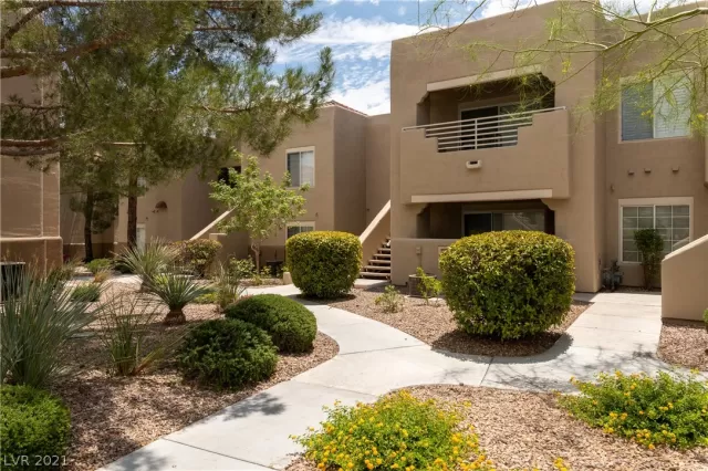 MLS: 2294075 Condo For Sale