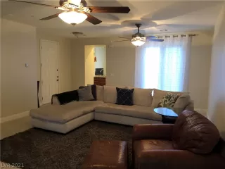 Photo #6: 2294076 Listing 